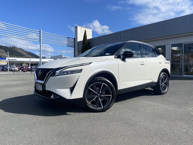 2023 Nissan Qashqai Ti 1.3 Turbo 2-tone image 3