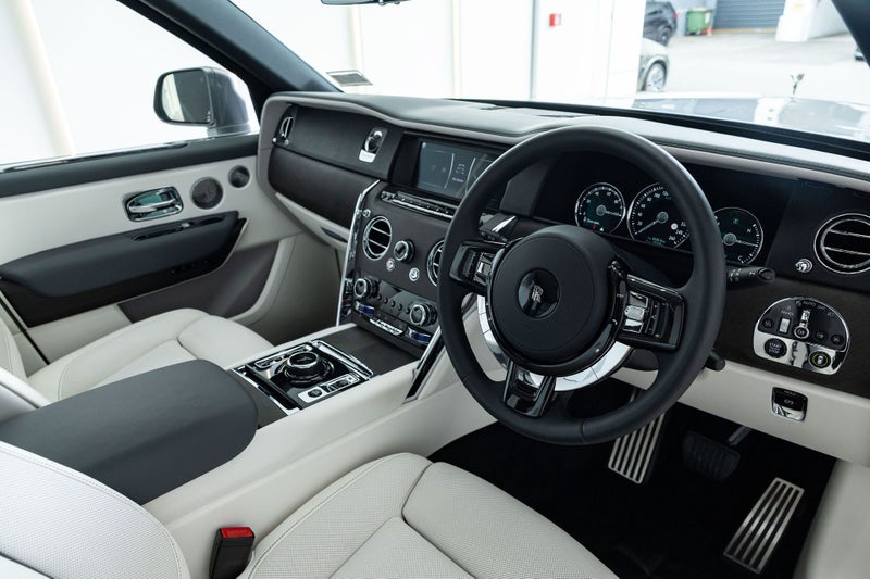 2023 Rolls-Royce Cullinan image 2