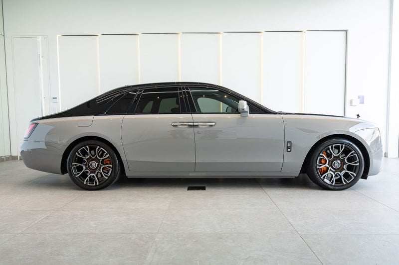 2023 Rolls-Royce Ghost Black Badge Series II image 4