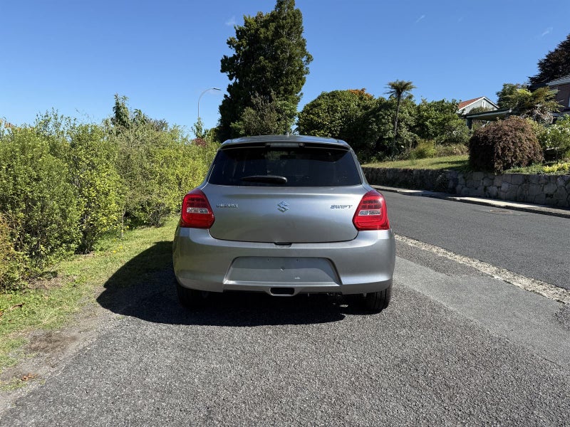 2023 Suzuki Swift GL image 4