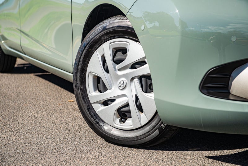 2023 Toyota Aqua 1.5 Hybrid image 4