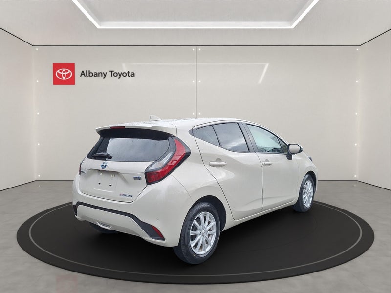 2023 Toyota Aqua 1.5 Hybrid G 5 Dr Hatch CVT 2W... image 3