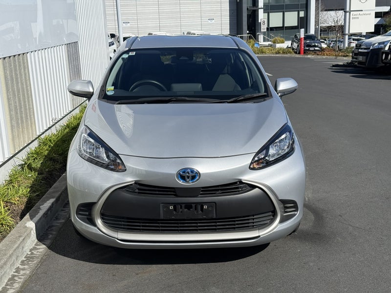 2023 Toyota Aqua 1.5 Hybrid G 5 Dr Hatch CVT 2WD image 3