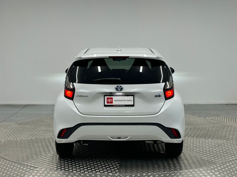 2023 Toyota Aqua 1.5 Hybrid X image 4