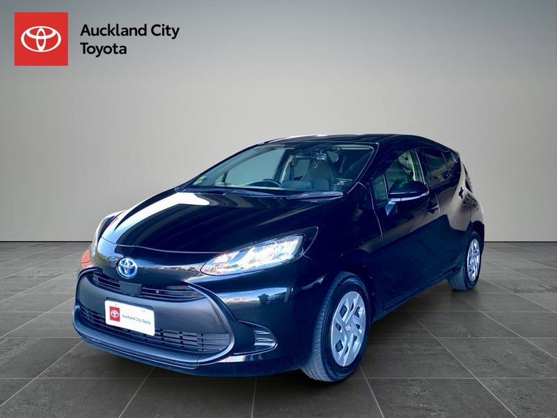 2023 Toyota Aqua 1.5 Hybrid X 5 Dr Hatch CVT 2W... image 3