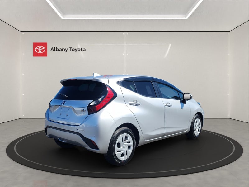 2023 Toyota Aqua 1.5 Hybrid X 5 Dr Hatch CVT 2W... image 3