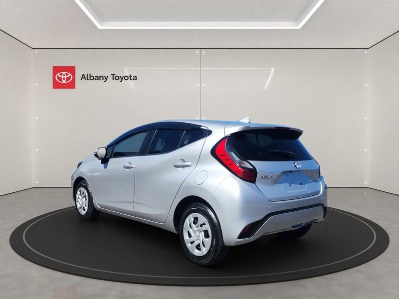 2023 Toyota Aqua 1.5 Hybrid X 5 Dr Hatch CVT 2W... image 5