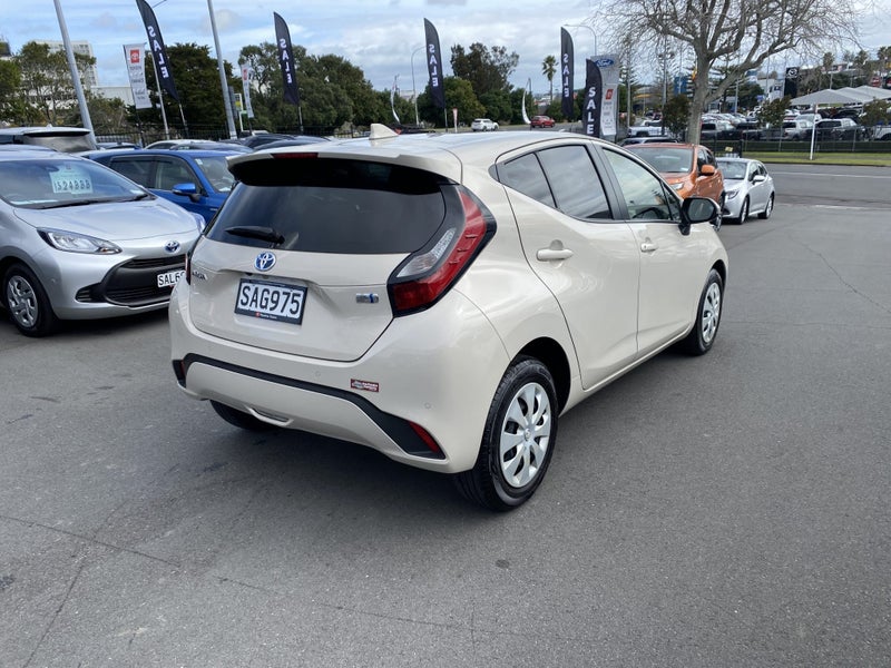 2023 Toyota Aqua 1.5 Hybrid X 5 Dr Hatch CVT 2WD image 2