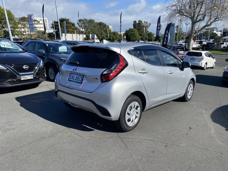 2023 Toyota Aqua 1.5 Hybrid X 5 Dr Hatch CVT 2WD image 2