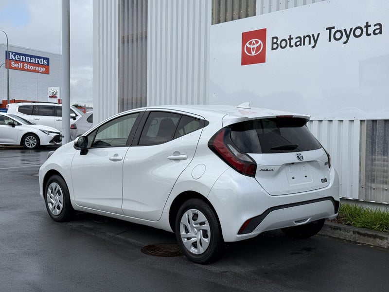 2023 Toyota Aqua 1.5 Hybrid X 5 Dr Hatch CVT 2WD image 5
