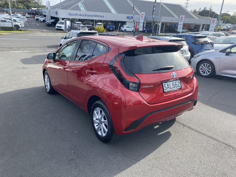 2023 Toyota Aqua 1.5 Hybrid Z 5 Dr Hatch CVT 2W... image 5