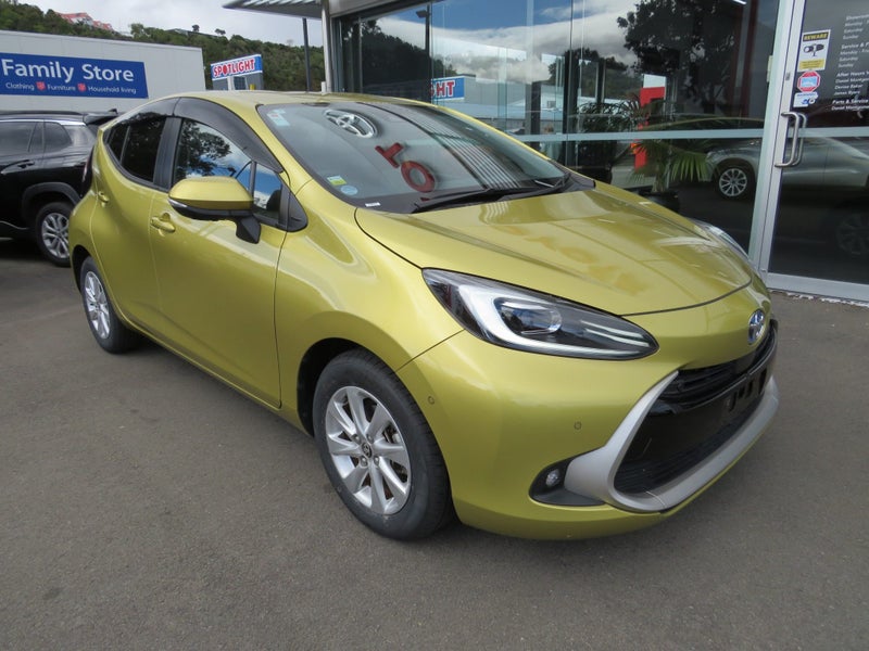 2023 Toyota Aqua 1.5 Hybrid Z 5 Dr Hatch CVT 2WD image 2