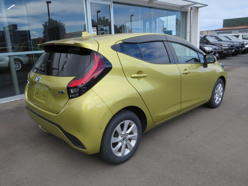 2023 Toyota Aqua 1.5 Hybrid Z 5 Dr Hatch CVT 2WD image 5