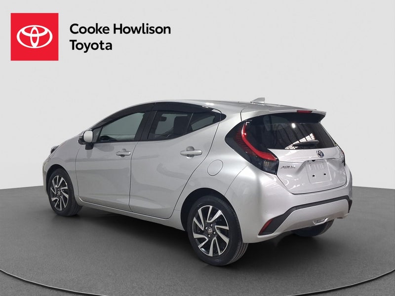 2023 Toyota Aqua 1.5 Hybrid Z image 5