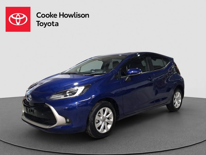 2023 Toyota Aqua 1.5L Hybrid Z image 3