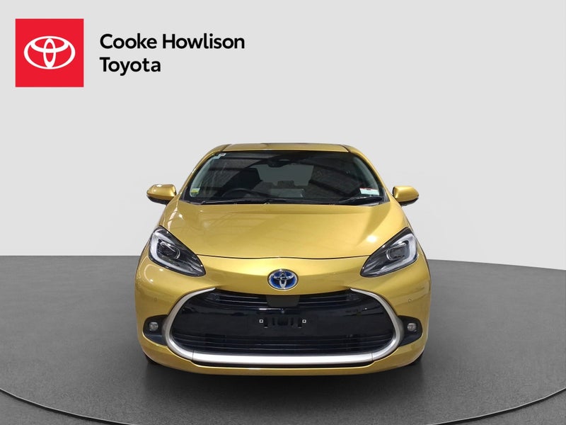 2023 Toyota Aqua Z Spec image 2