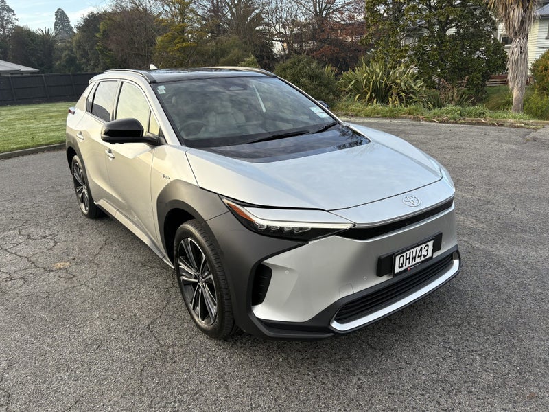 2023 Toyota bZ4X Motion BEV AWD SUV/5D/5S image 1