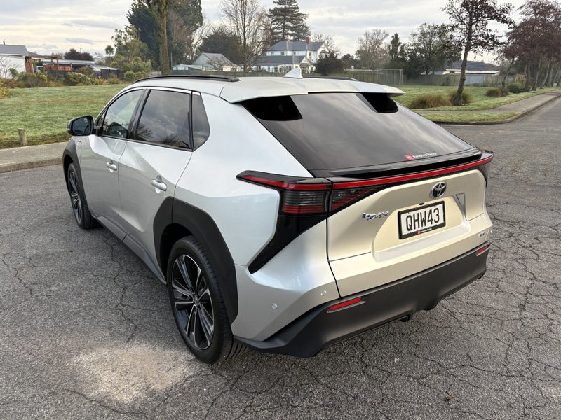 2023 Toyota bZ4X Motion BEV AWD SUV/5D/5S image 3