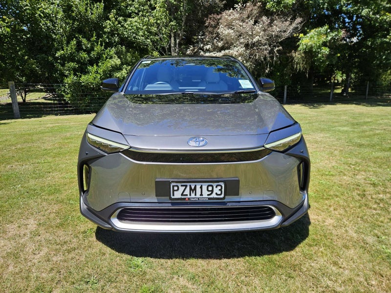 2023 Toyota bZ4X Motion EV AWD image 3