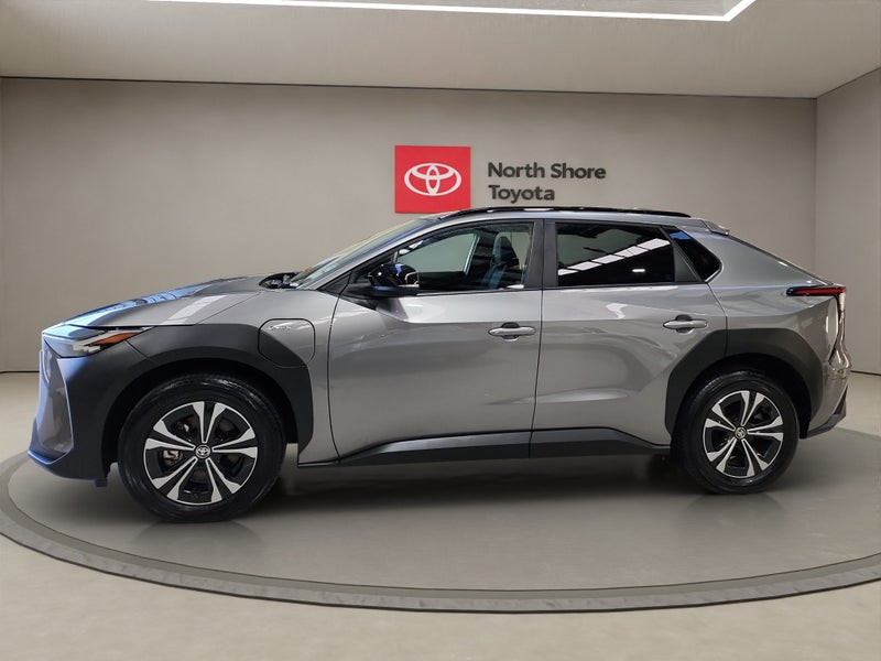 2023 Toyota bZ4X Pure BEV 2WD SUV image 5