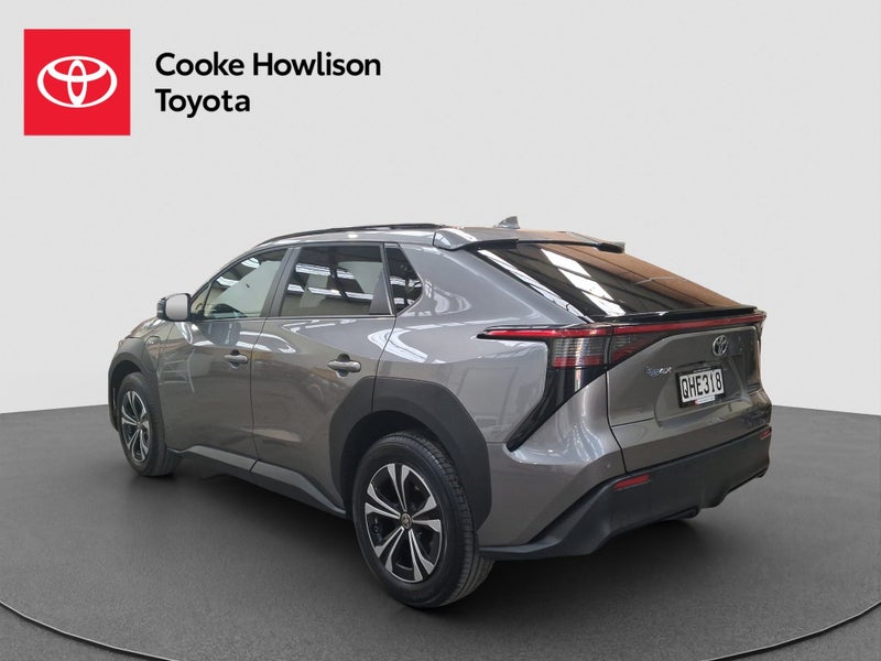 2023 Toyota bZ4X Pure BEV FWD image 4