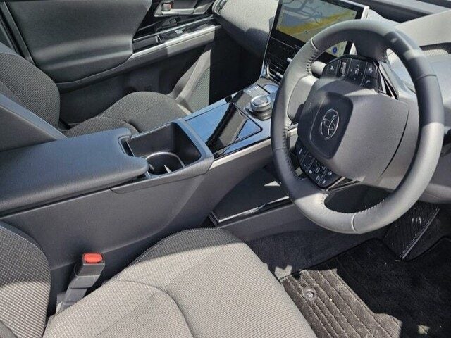 2023 Toyota bZ4X Pure BEV FWD SUV/5D/5S (XEAP-NM1) image 3