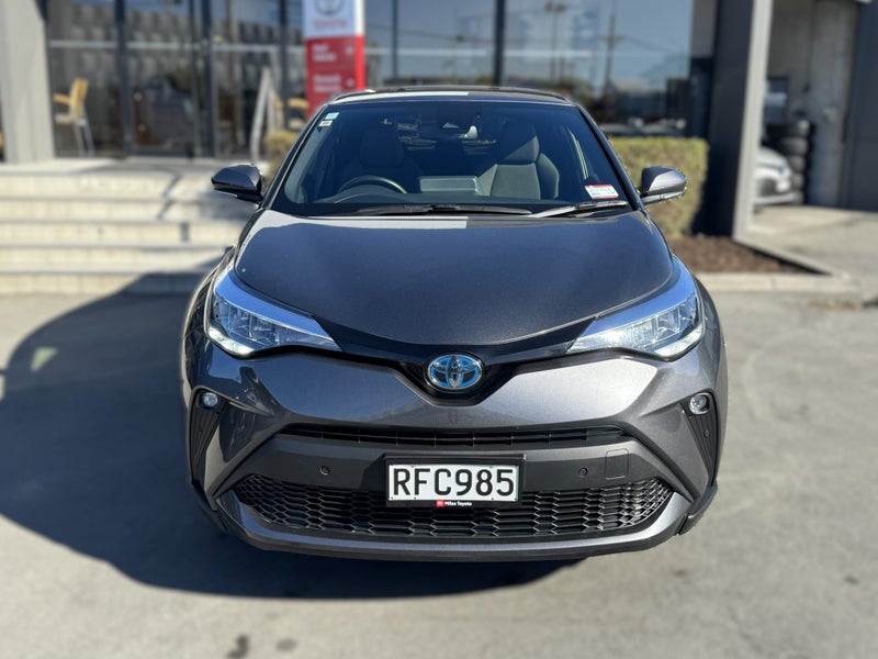 2023 Toyota C-HR 1.8 Hybrid 2 Wheel drive image 2