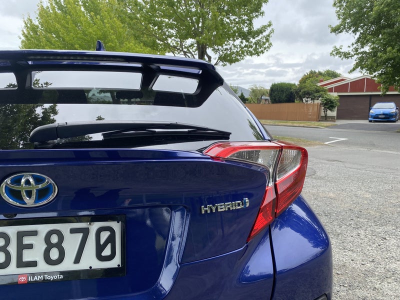 2023 Toyota C-HR 1.8P HV ECVT FWD image 5