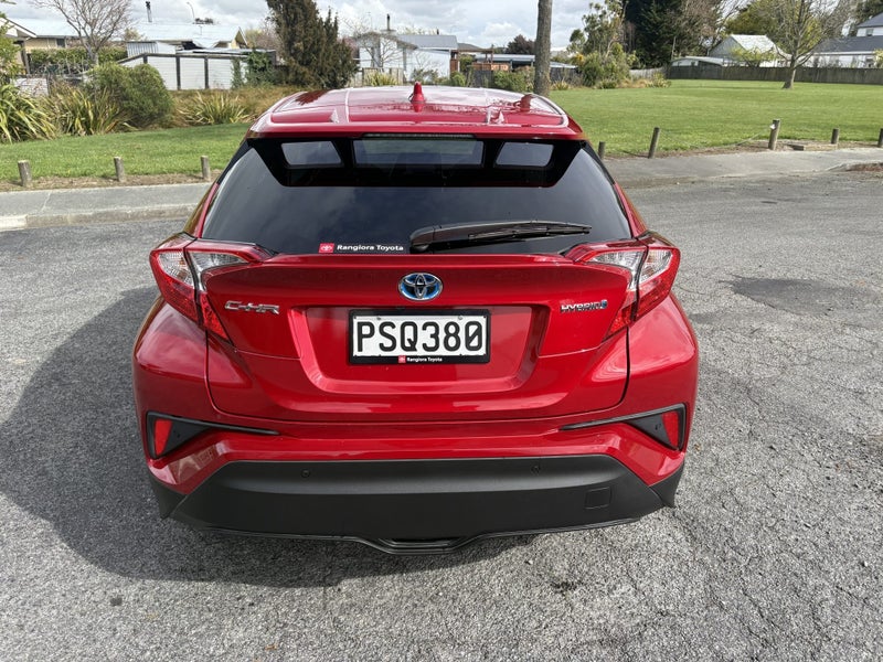 2023 Toyota C-HR 1.8P HV ECVT FWD SUV/5D/5S image 4