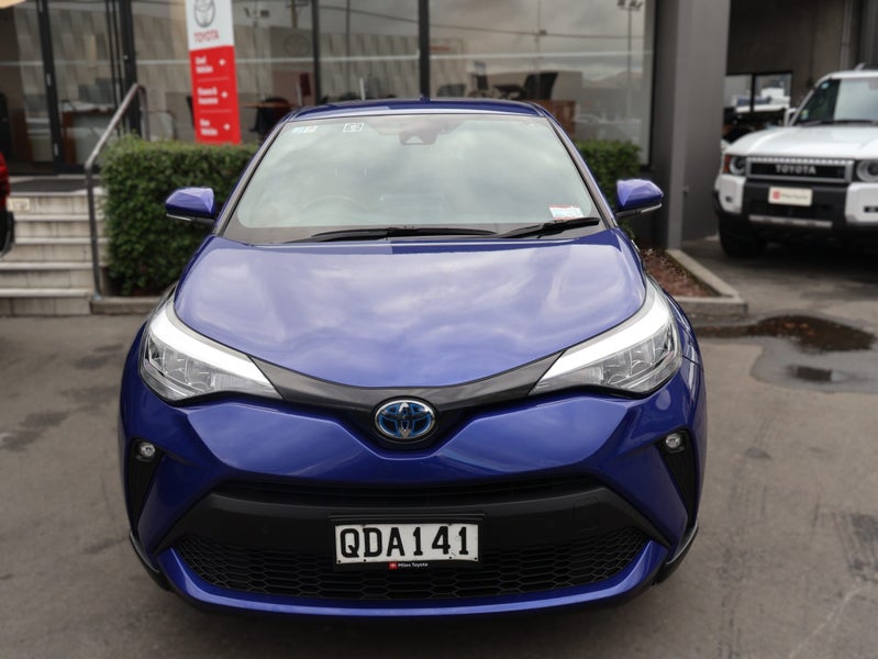 2023 Toyota C-HR 1.8P HV ECVT FWD SUV/5D/5S (CY... image 2