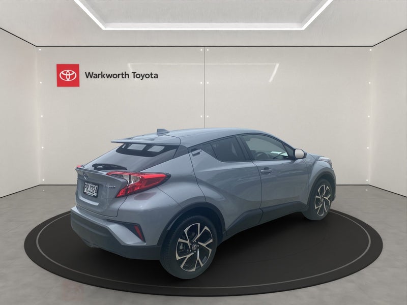 2023 Toyota C-HR 1.8P HV ECVT FWD SUV/5D/5S (CY... image 3