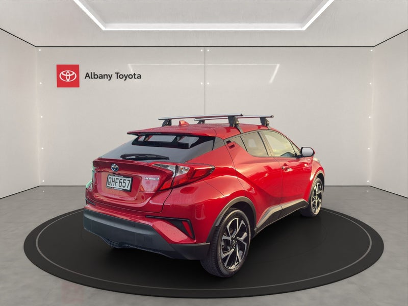 2023 Toyota C-HR 1.8P HV ECVT FWD SUV/5D/5S (CY... image 3