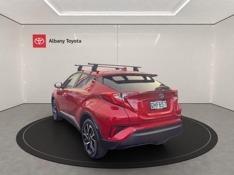 2023 Toyota C-HR 1.8P HV ECVT FWD SUV/5D/5S (CY... image 5