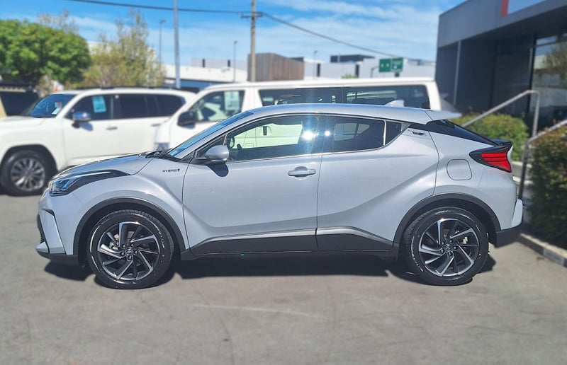2023 Toyota C-HR Limited 1.8 HYBRID image 4