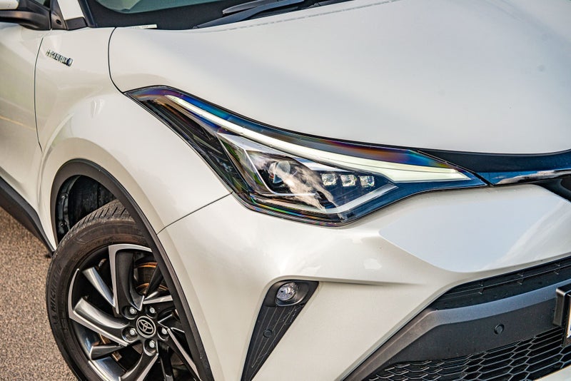 2023 Toyota C-HR Limited image 2
