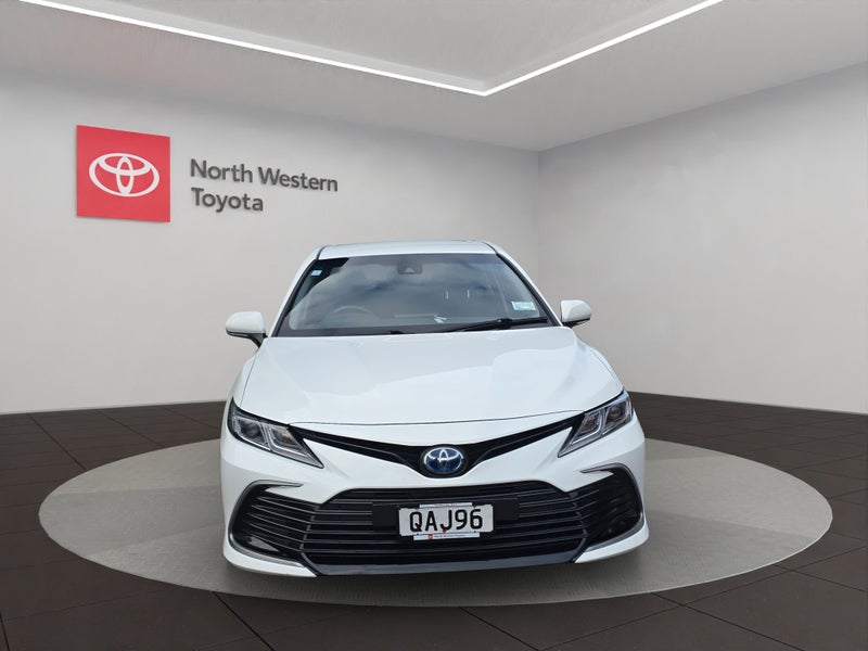 2023 Toyota Camry GX 2.5L Hybrid FWD Sedan image 2