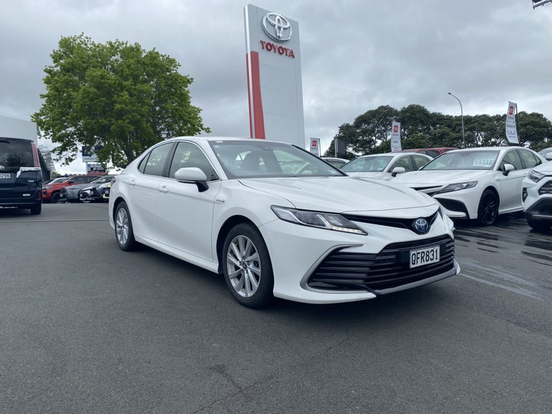 2023 Toyota Camry GX 2.5P HEV image 1