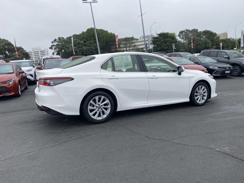 2023 Toyota Camry GX 2.5P HEV image 2