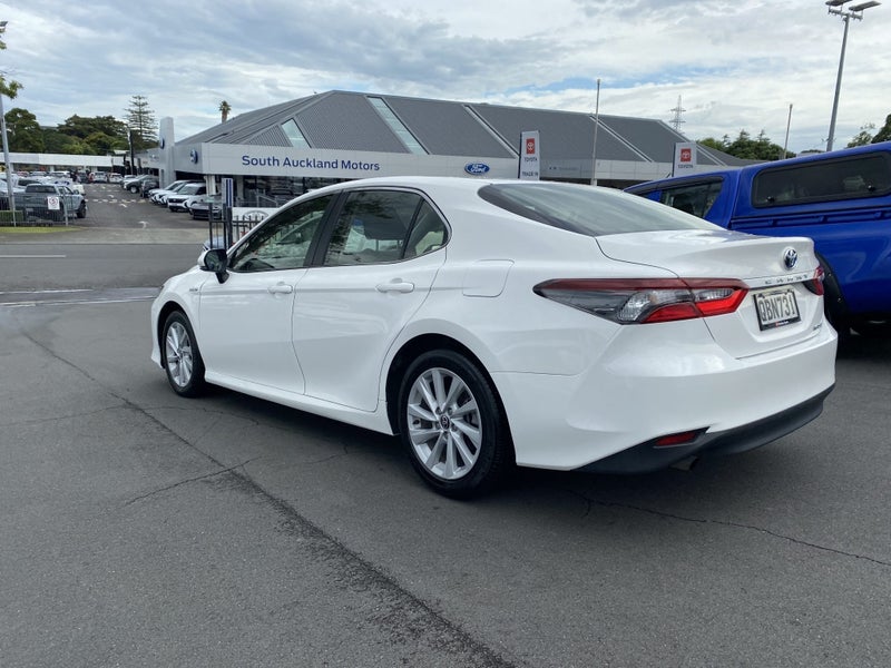 2023 Toyota Camry GX 2.5P HEV image 4