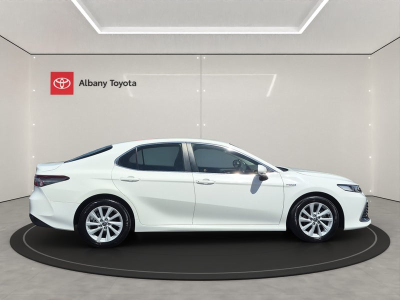 2023 Toyota Camry GX 2.5P HEV ECVT FWD SD/4D/5S... image 2