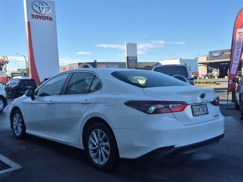 2023 Toyota Camry GX 2.5P HYBRID Auto image 5