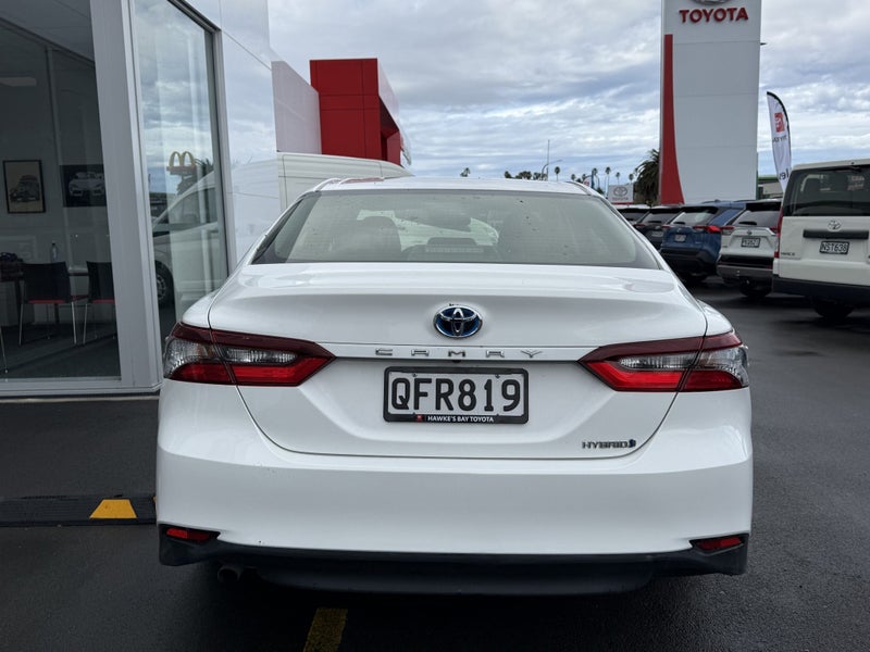 2023 Toyota Camry GX 2.5P HYBRID Auto image 4