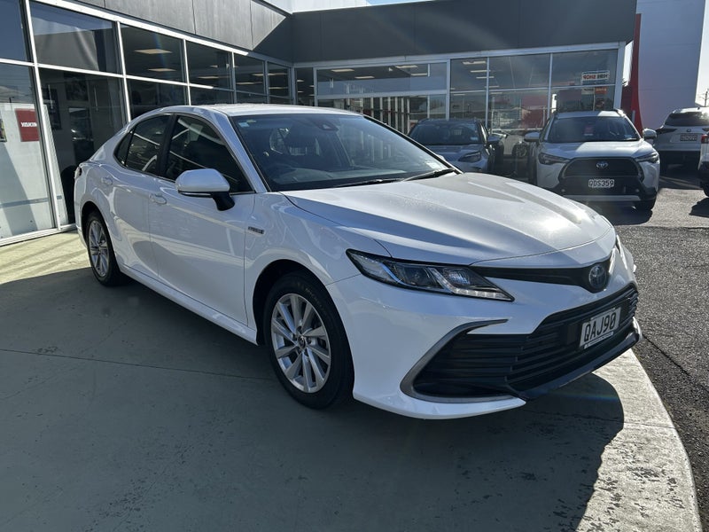 2023 Toyota Camry GX 2.5P Hybrid FWD Automatic SUV image 3