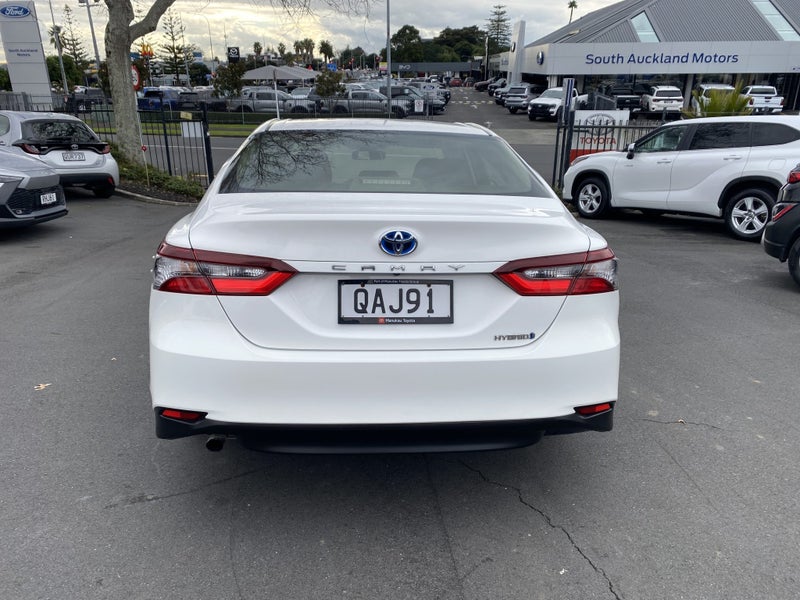 2023 Toyota Camry GX 2.5P Hybrid Sedan image 3