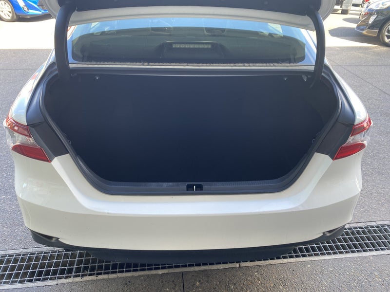 2023 Toyota Camry GX 2.5P Hybrid Sedan image 4