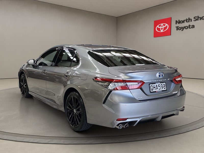 2023 Toyota Camry SX 2.5L Hybrid 2WD Sedan image 5