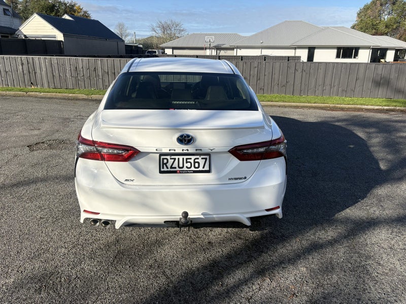 2023 Toyota Camry SX 2.5P HEV ECVT FWD SD/4D/5S image 4