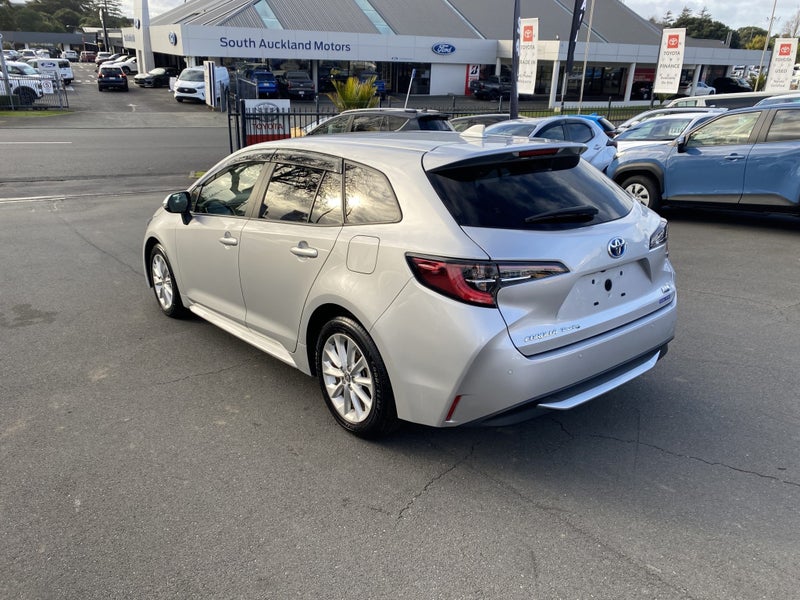 2023 Toyota Corolla 1.8 Hybrid G 5 Dr Wagon CVT... image 5