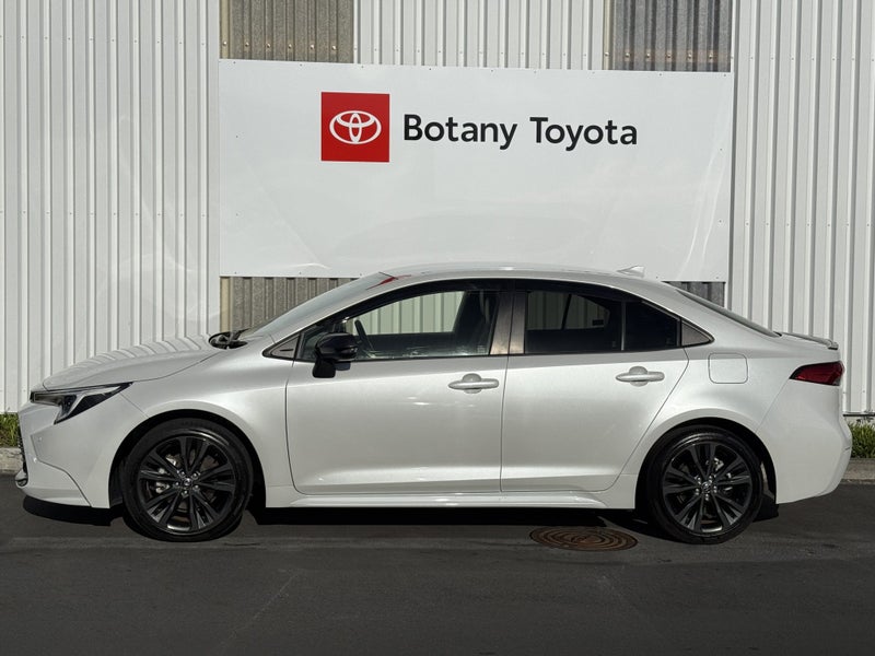 2023 Toyota Corolla 1.8 Hybrid WxB 4 Dr Sedan 2... image 5