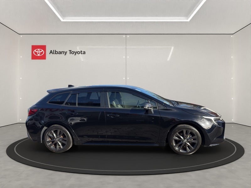 2023 Toyota Corolla 1.8 Hybrid WxB 5 Dr Wagon C... image 2